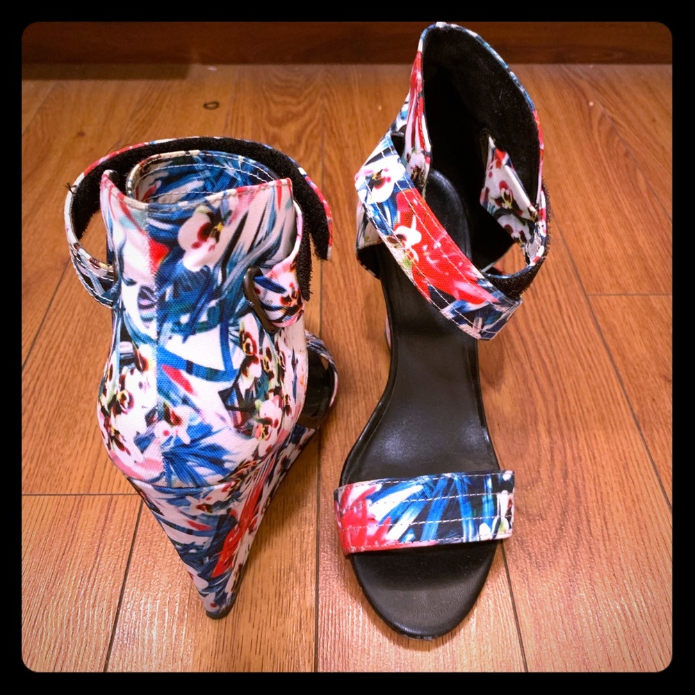 Nicole Miller size 8